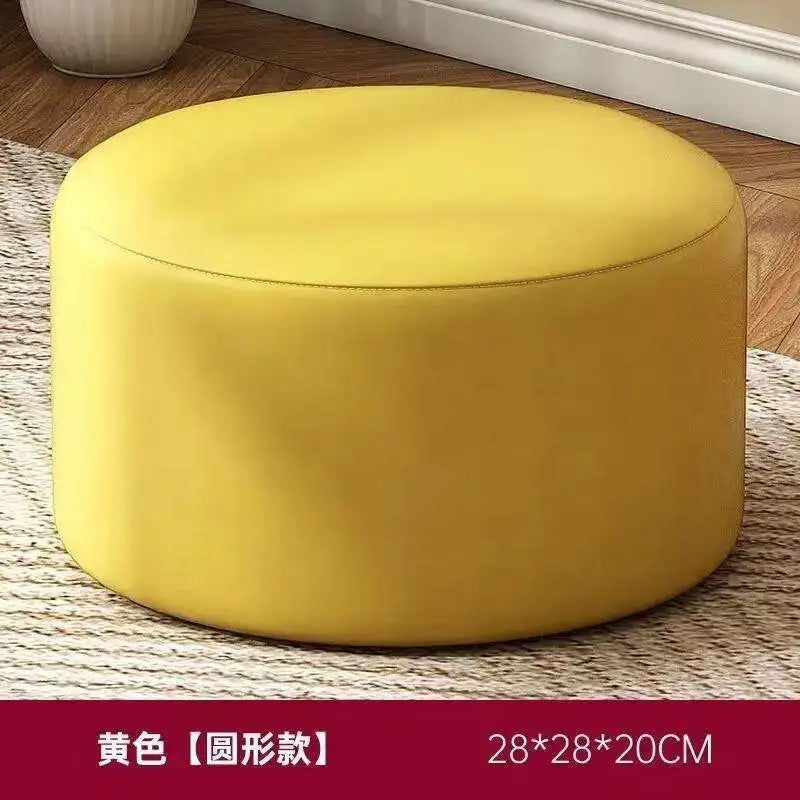 Banqueta redonda super baixa para sofá e mesa